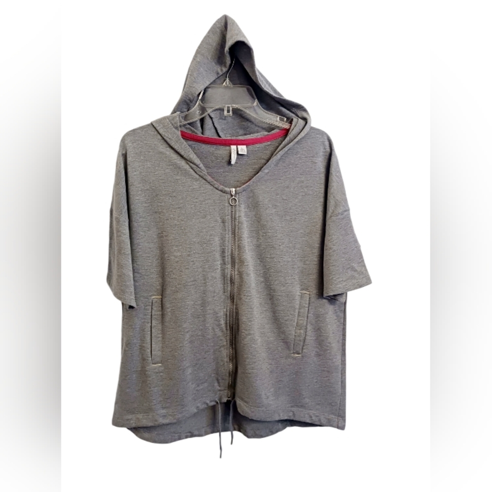Active Short Sleeved Gray Hoodie Size Large